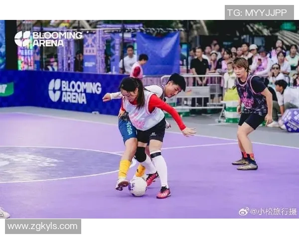 女主播与足球明星的浪漫邂逅在绿茵场上的激情与梦想交织的故事